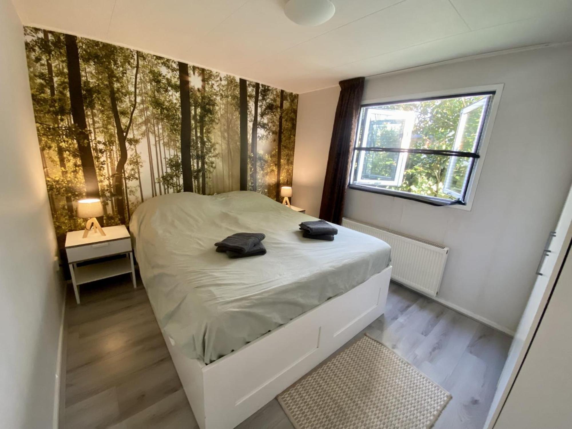 Veluwe Vakanties Chalets With Private Barrel Sauna - With Pool Bar And Restaurant Facilities In The Veluwe National Park Putten Eksteriør bilde